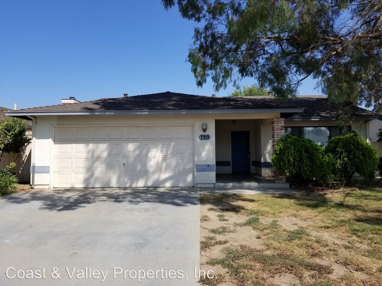 790 Dart Way - Photo 2 of 2
