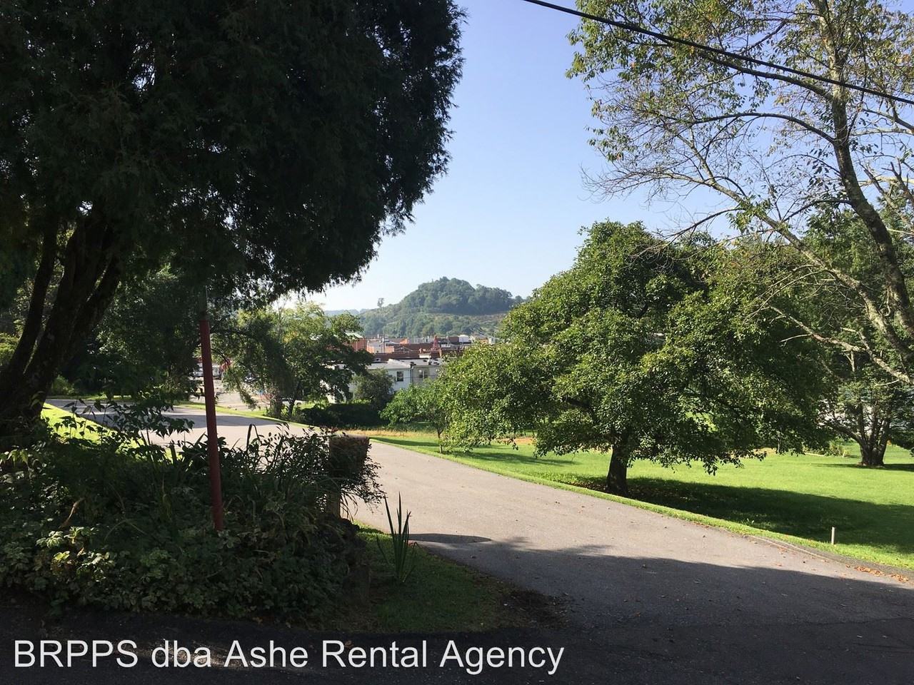 11 E 4th St - Photo 2 of 12