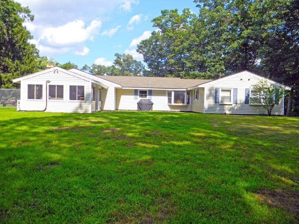 18 Eldorado Rd - Photo 3 of 5