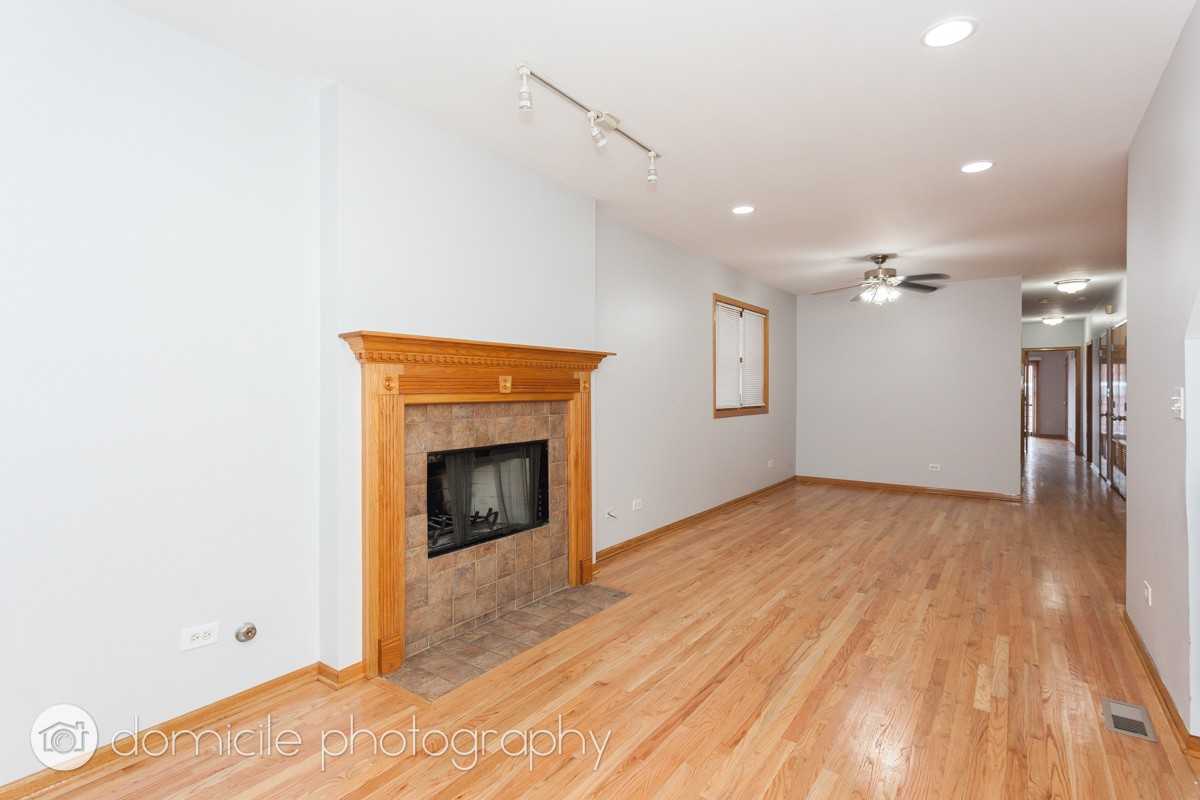 2207 West Warren Boulevard #1 - Photo 3 of 30