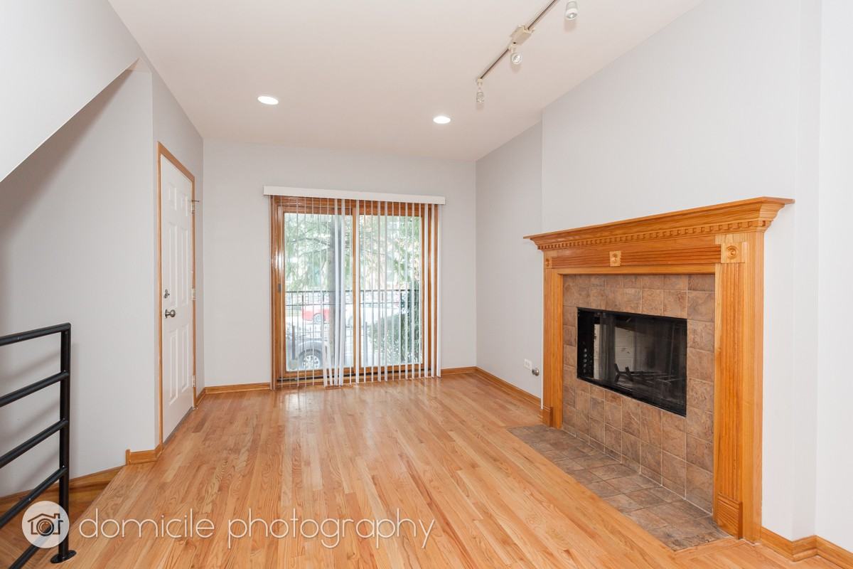 2207 West Warren Boulevard #1 - Photo 2 of 30