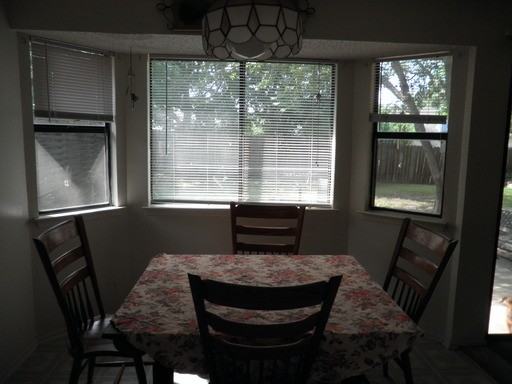 5350 Vista Glen St - Photo 3 of 4