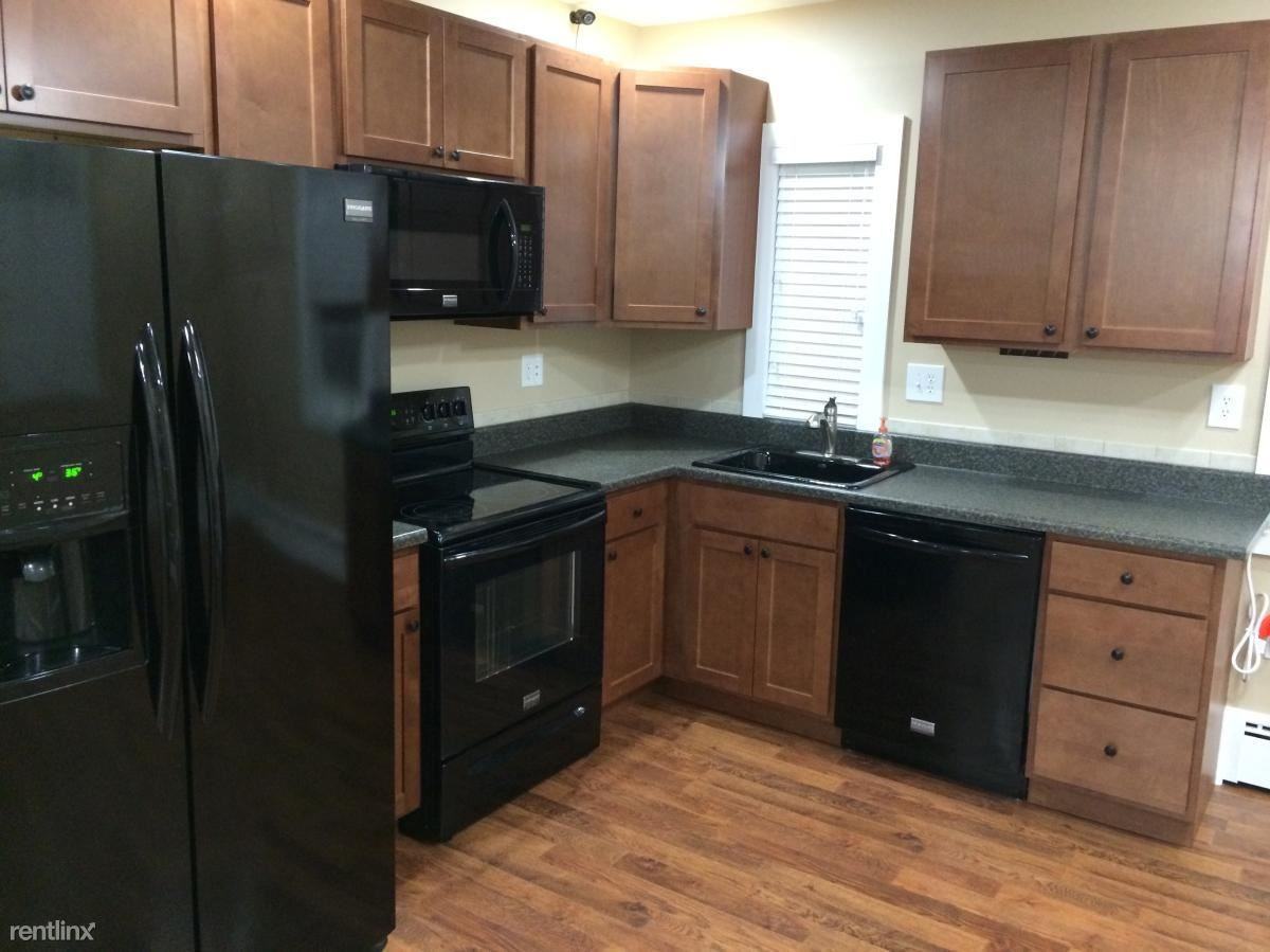 346 Wealthy St SE - Photo 3 of 11