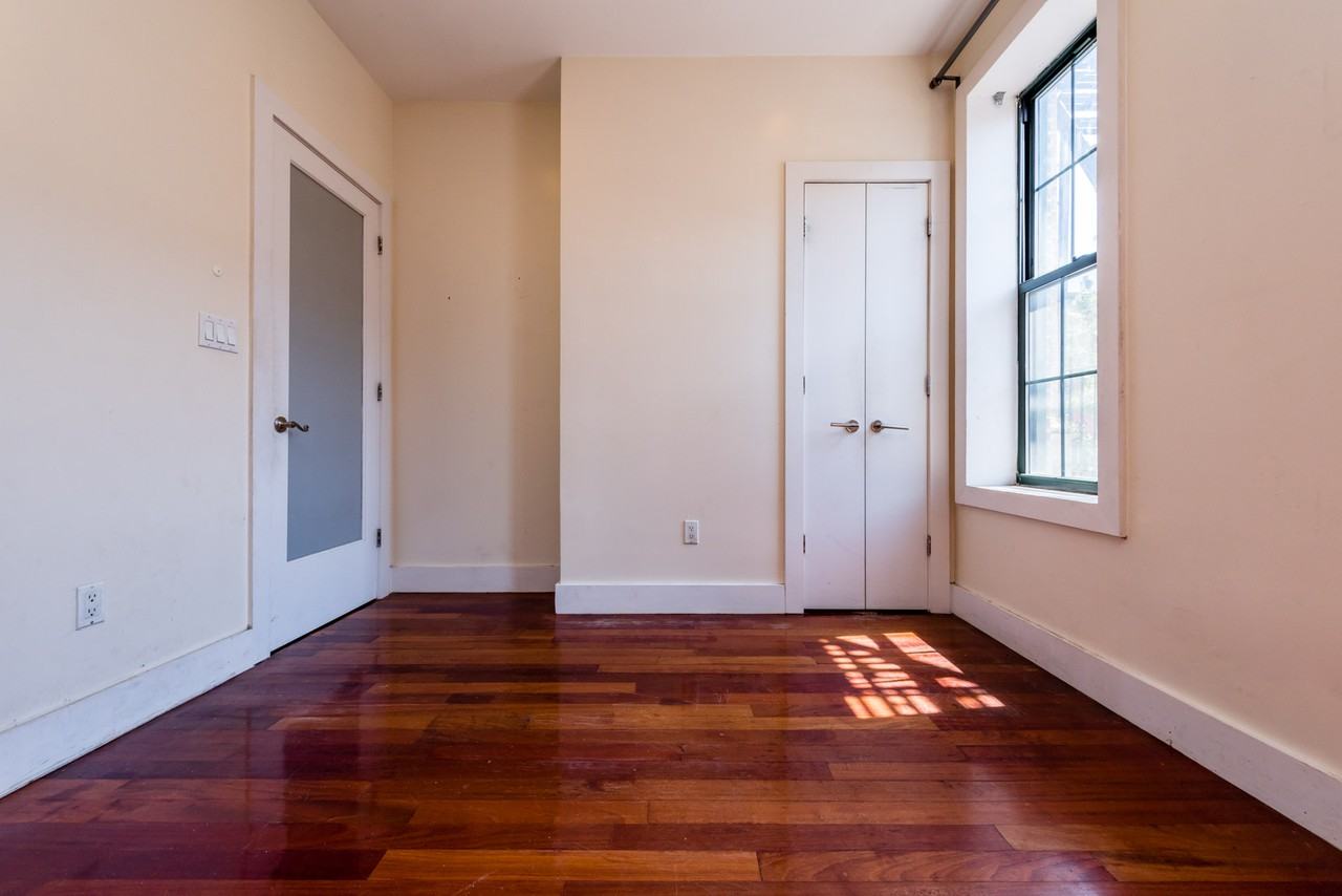 179 Knickerbocker Avenue #29IL
