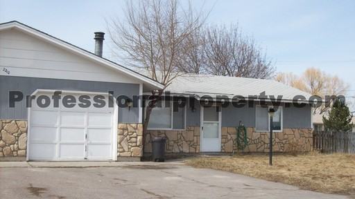 2210 Central Pl #A - Photo 2 of 2