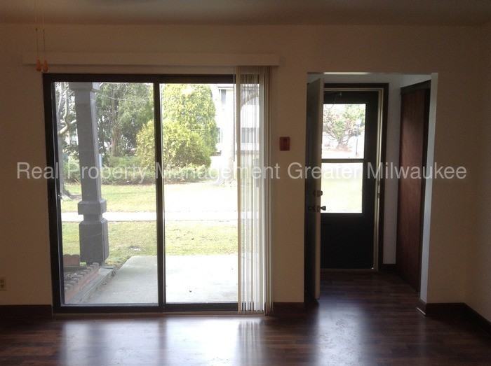 10804 W Donna Dr - Photo 3 of 19