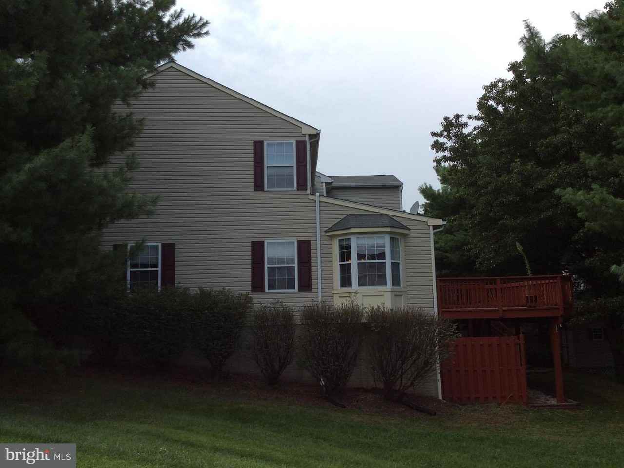 1346 Banyan Cir - Photo 2 of 21