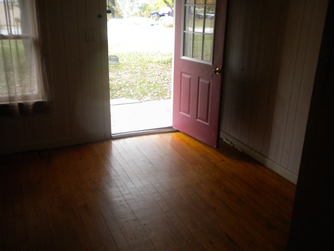 16650 Oak Hill Drive Road - Photo 2 of 7