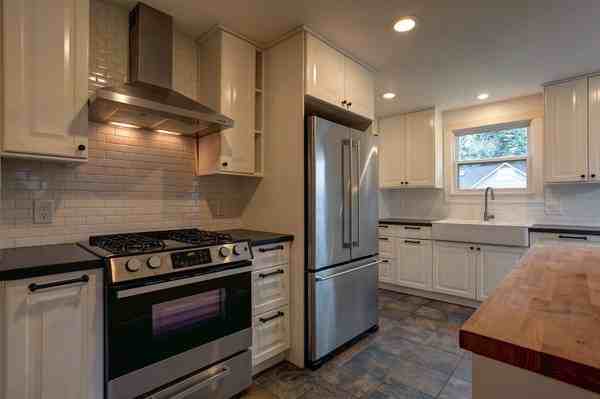 2803 Birchwood Ave - Photo 3 of 15