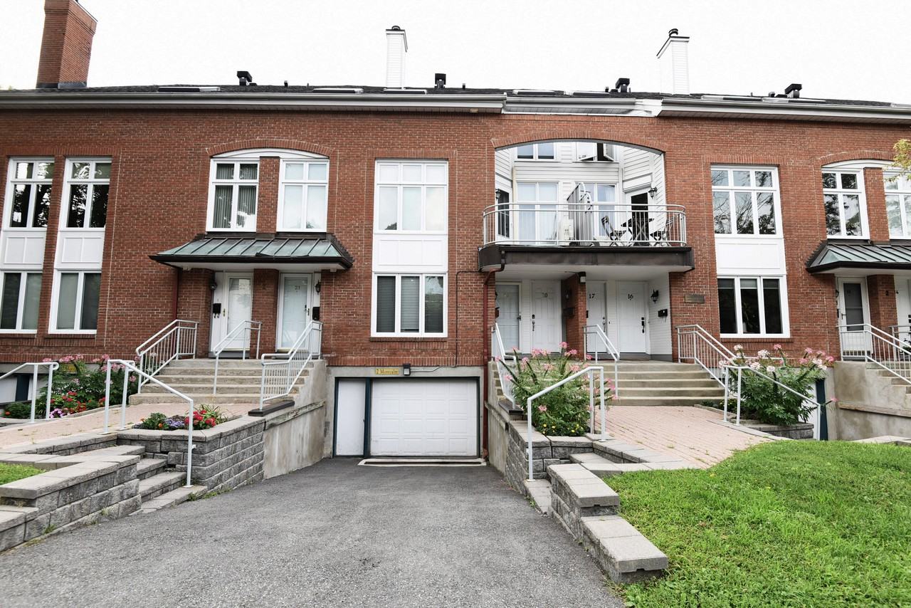 2 Montcalm Street 19, Ottawa, ON K1S 5K9 3 Bedroom Apartment for