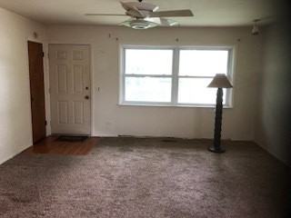 315 Tiverton Ln - Photo 3 of 7