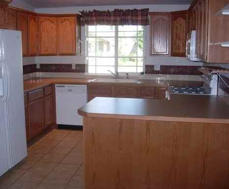 249 NW 25th St - Photo 2 of 3