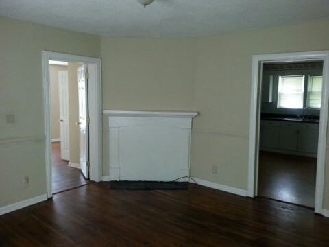 215 Halsey St - Photo 2 of 6