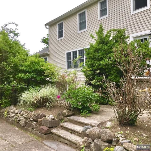52 Hillside Ave - Photo 2 of 18