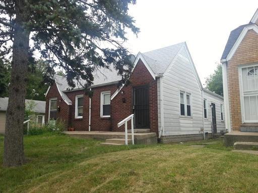 1512 N Gladstone Ave