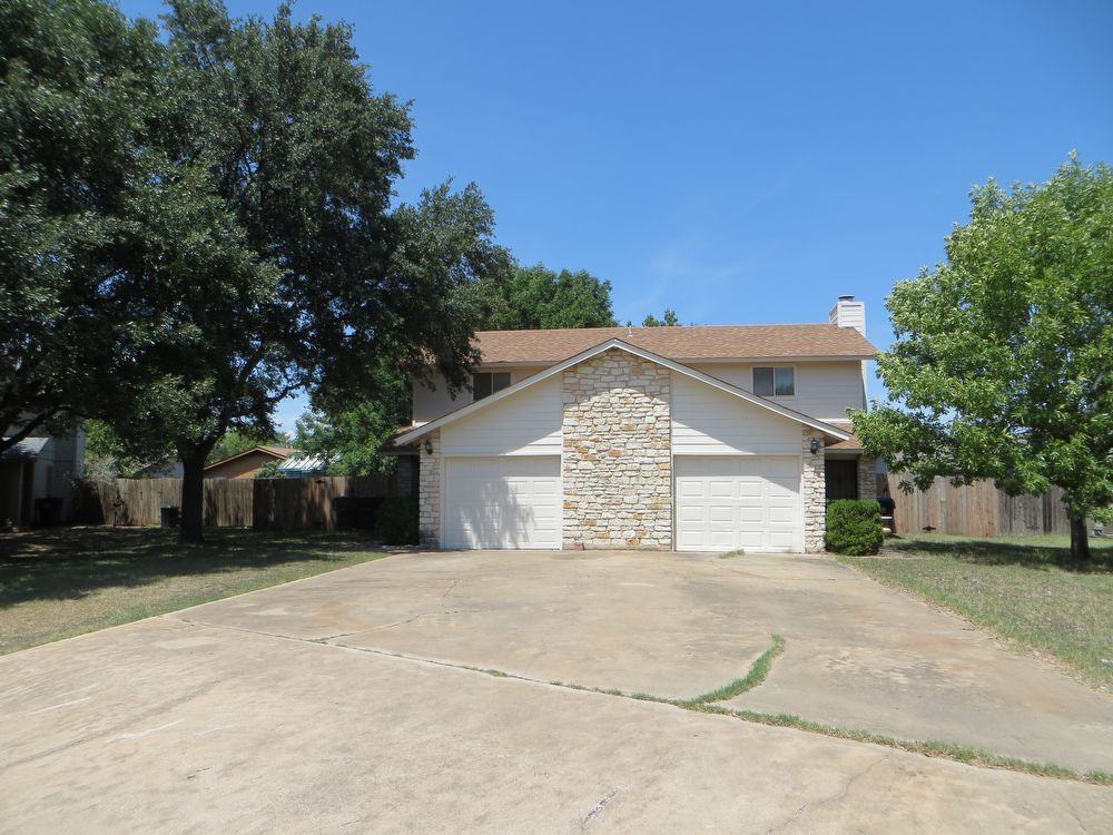 1204 Doreen Ct - Photo 2 of 17