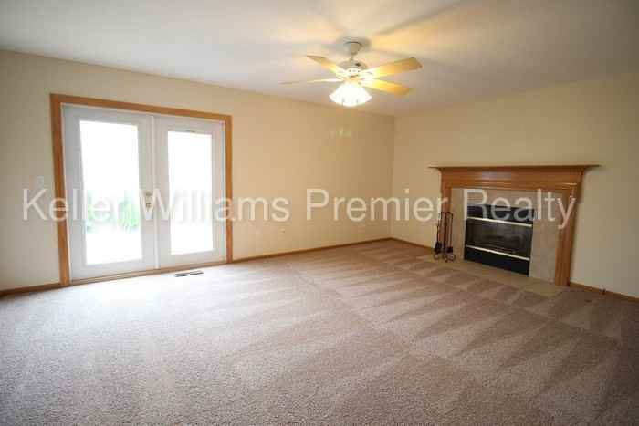 8577 Clover Glade Drive - Photo 2 of 19