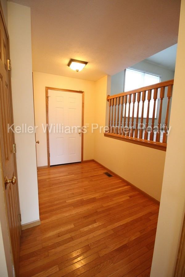 8577 Clover Glade Drive - Photo 3 of 19