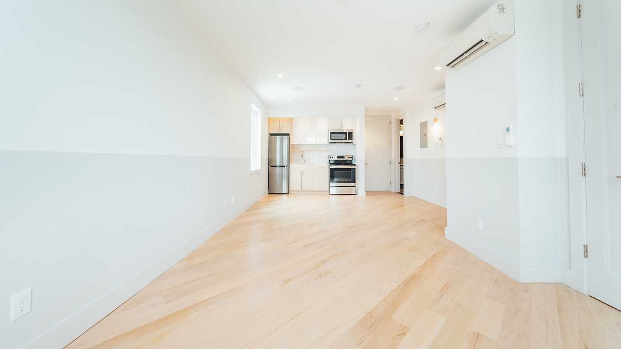 74 Bleecker Street #2R