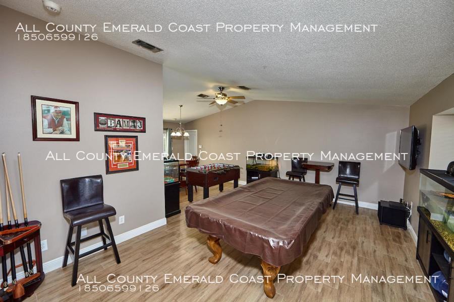 42 Country Club Dr E - Photo 2 of 22