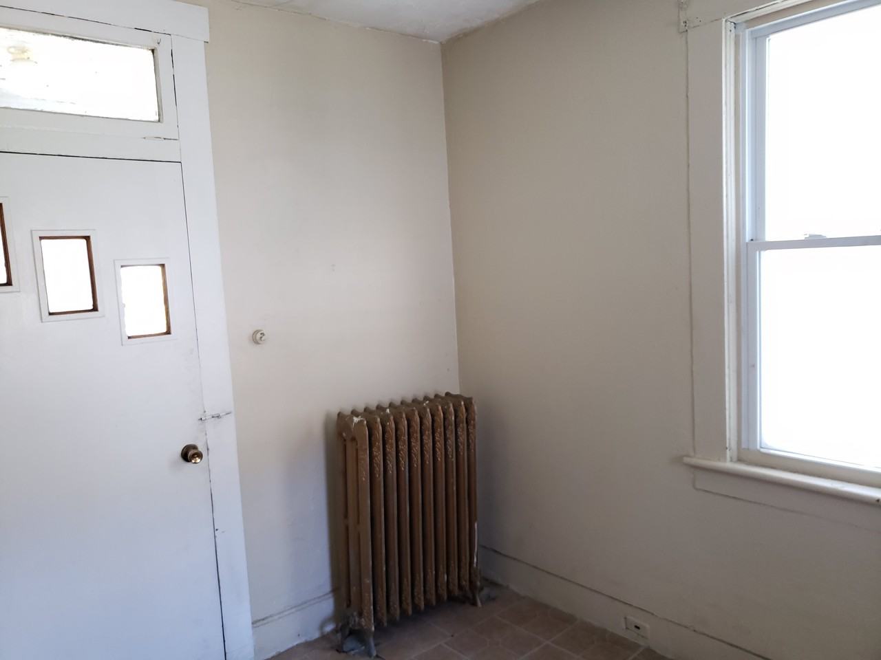 260 David Street - Photo 3 of 20