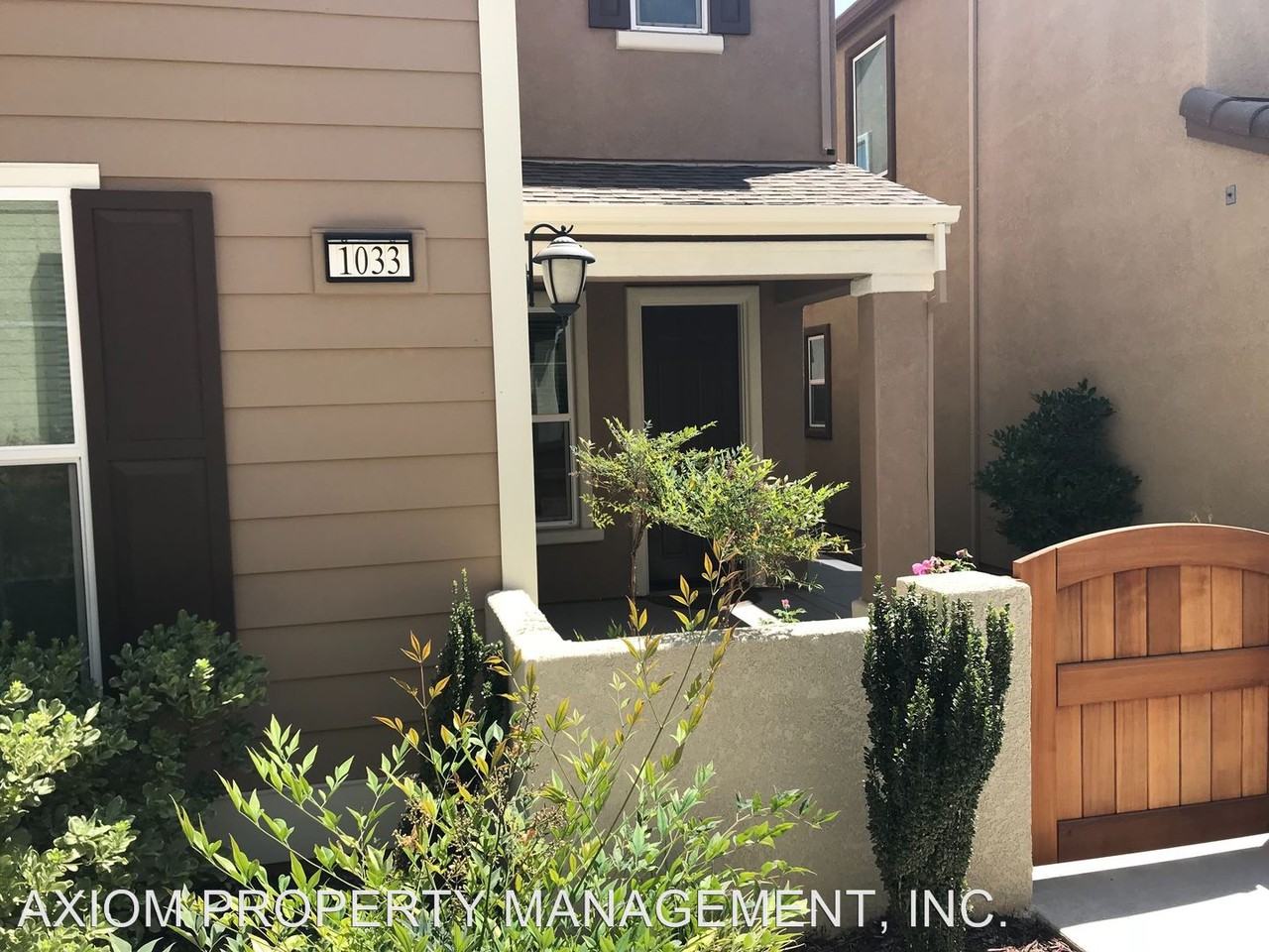 1033 Pine Log Pl - Photo 3 of 15