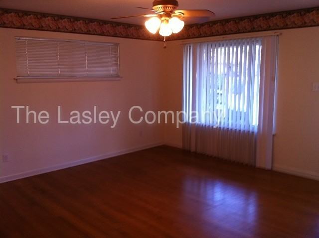 11101 Birchwood Dr - Photo 2 of 8