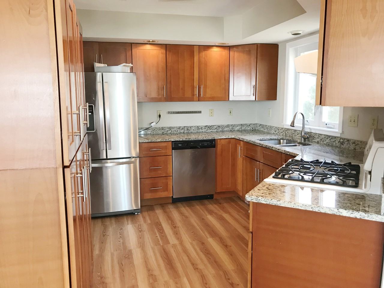 100 Ocean Avenue - Photo 3 of 7