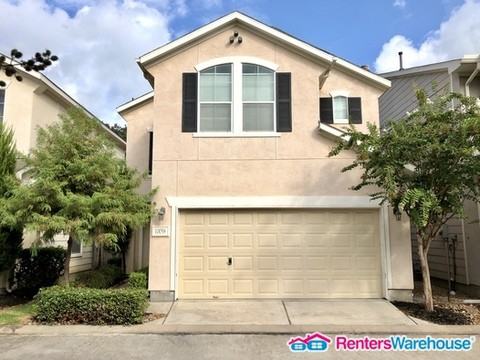 10058 Hillside Bayou Dr