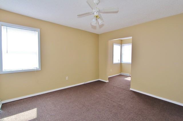 362 East St - Photo 2 of 11