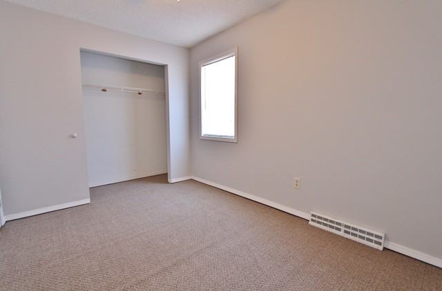 362 East St - Photo 3 of 11