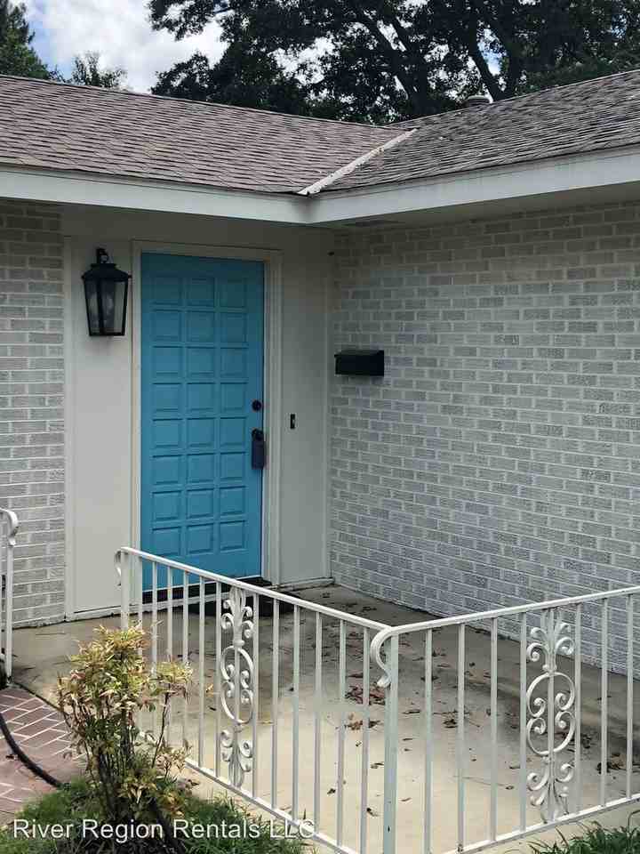 319 Mont Vista Dr - Photo 2 of 33