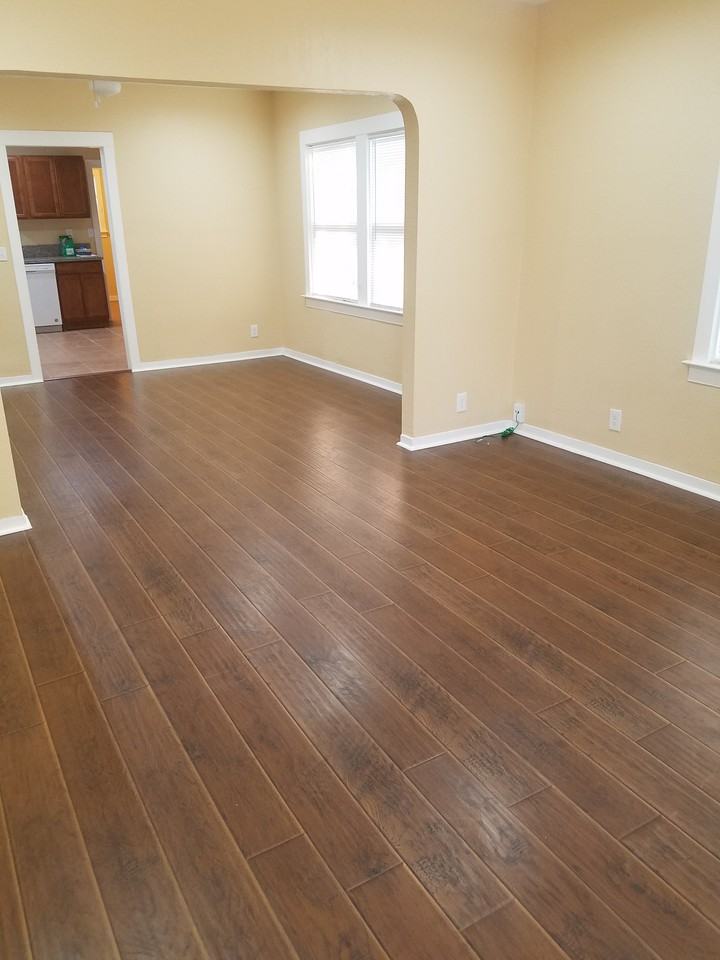 3883 8th Ave - Photo 2 of 8