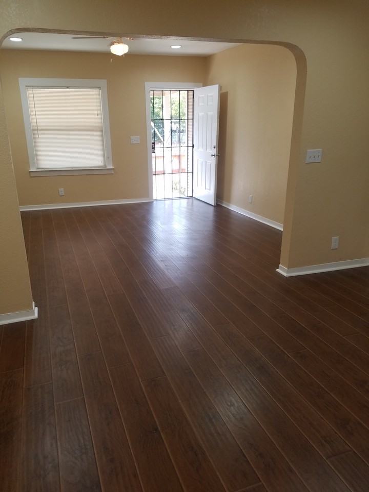 3883 8th Ave - Photo 3 of 8