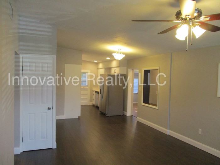 4200 Kildaire Ave - Photo 2 of 24