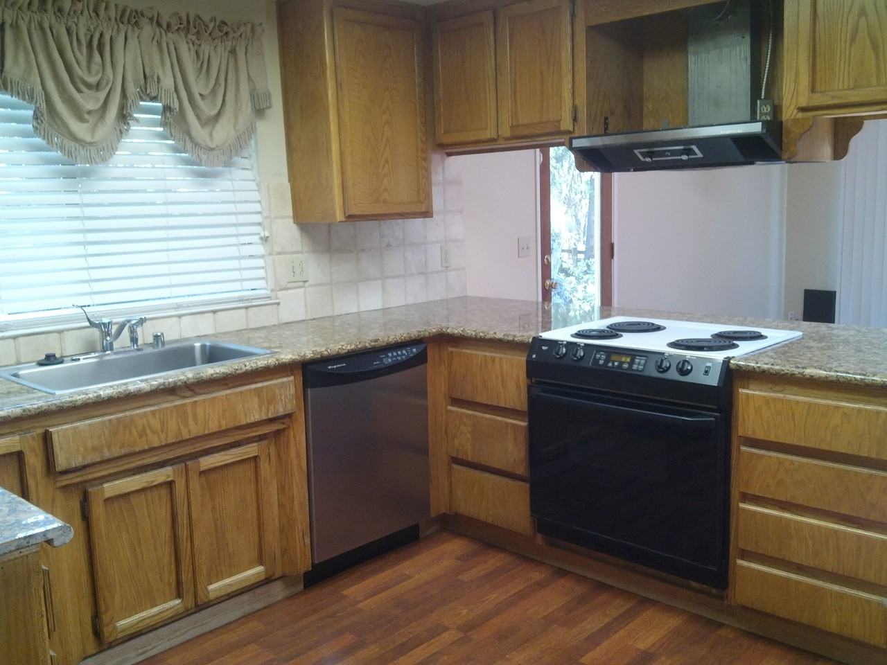 1855 W Sierra View Dr - Photo 3 of 16