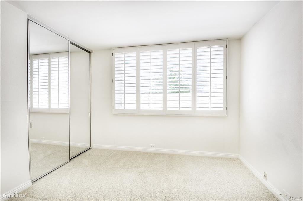 2027 Port Ramsgate Pl - Photo 2 of 18