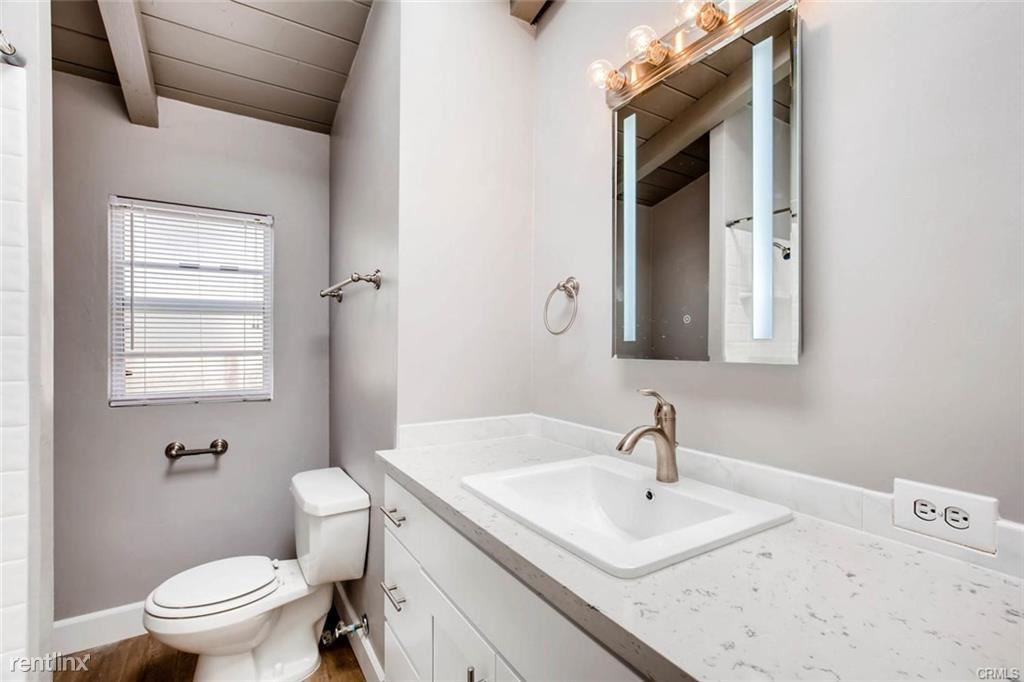 510 Iris Ave - Photo 3 of 20