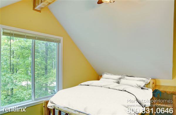 205 Crystal Ln - Photo 2 of 15