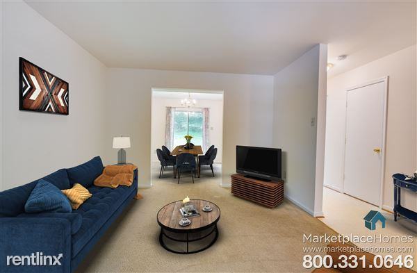 2604 Little Vista Terrace - Photo 2 of 12