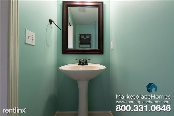 10 Shiloh St - Photo 3 of 19