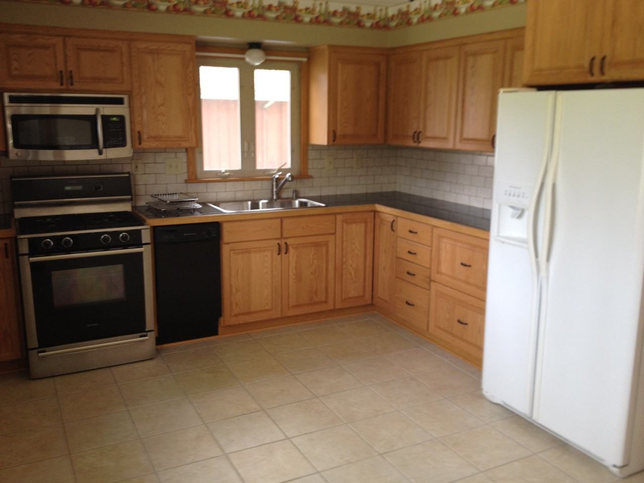 3432 Oak Creek Dr - Photo 2 of 11