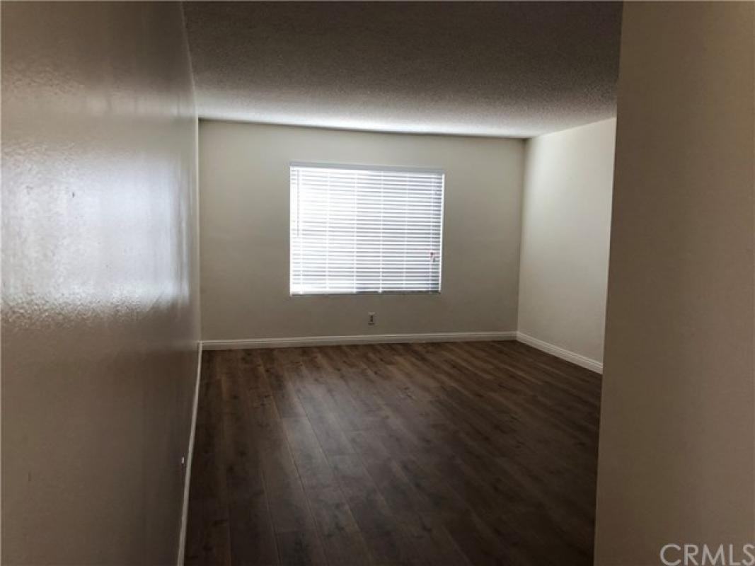 3845 S Forecastle Ave - Photo 2 of 10