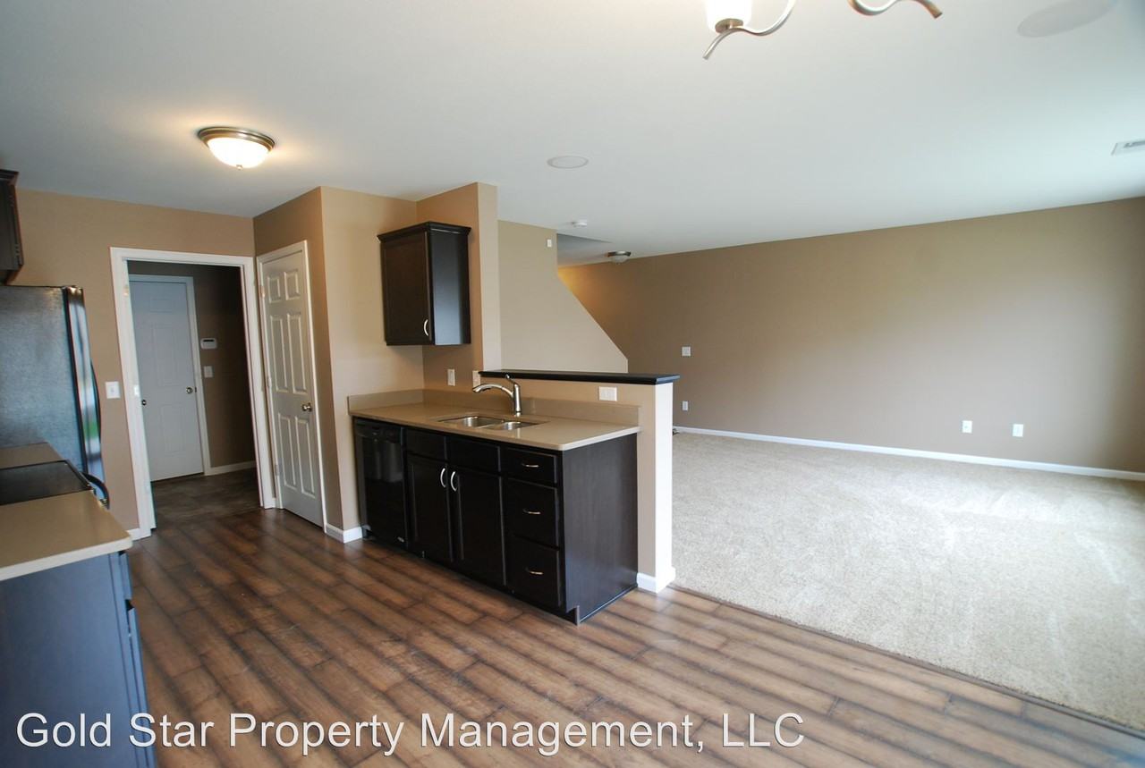 2605 Douglas Pl SE - Photo 3 of 38