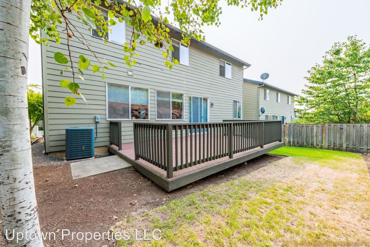 15355 SW Greenfield Dr - Photo 3 of 41