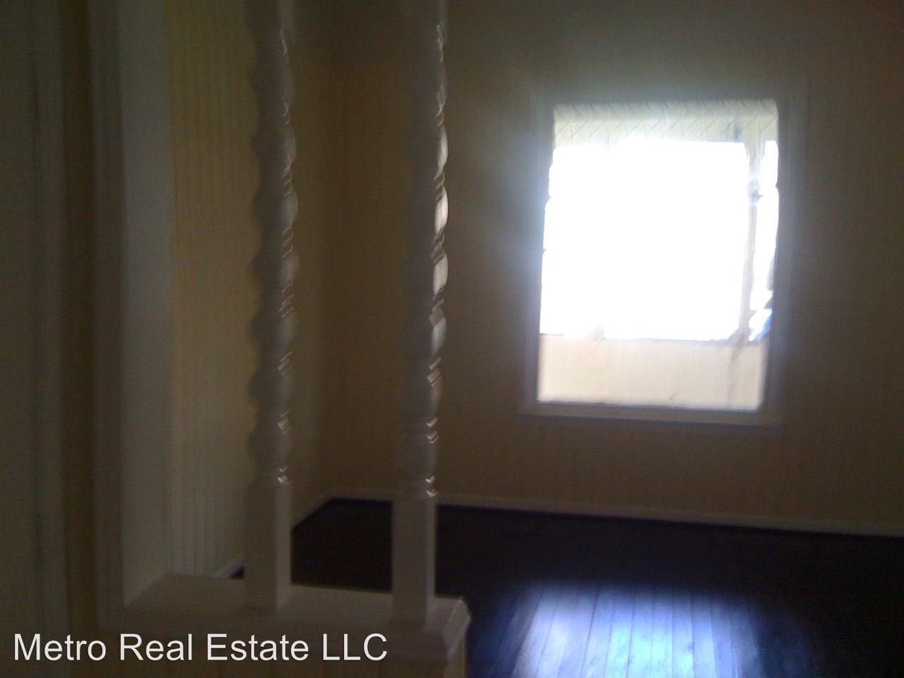 827 Walnut St - Photo 3 of 10