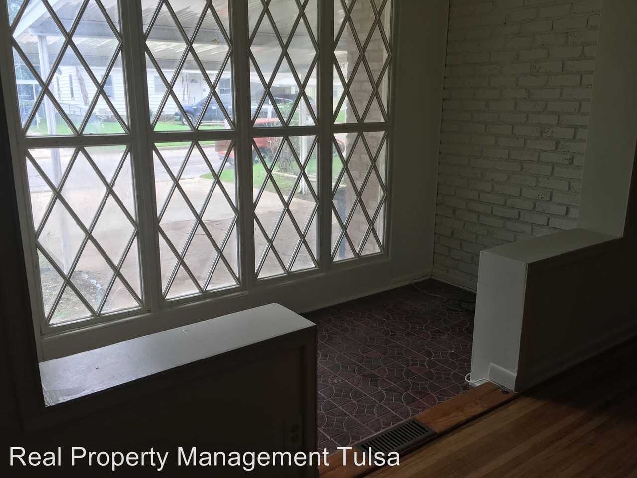 7151 E Independence St - Photo 3 of 11