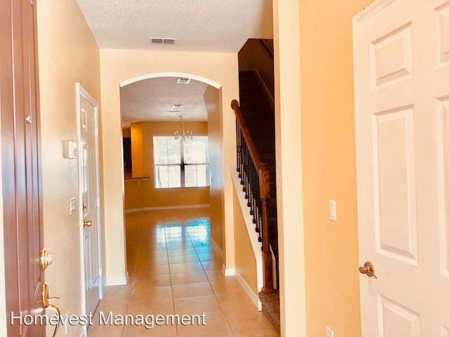 4980 Luge Ln - Photo 2 of 34