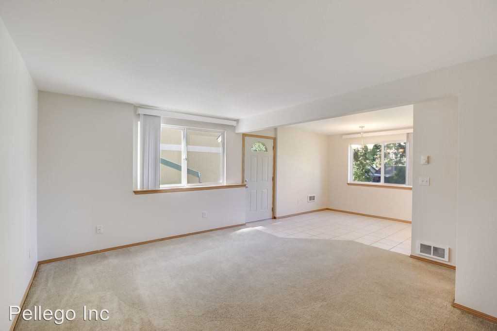 6008 Mason Ave S. - Photo 2 of 13