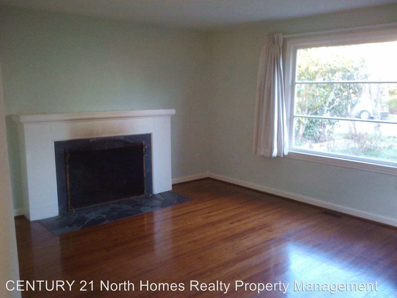 2335 41st Ave E - Photo 2 of 10